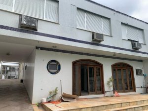 Casa comercial com 300m², Mont Serrat em Porto Alegre