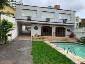 Casa comercial com 300m², Mont Serrat em Porto Alegre