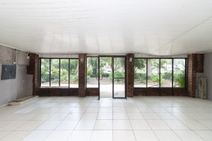 Casa comercial com 270m², Azenha em Porto Alegre