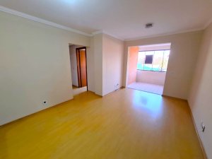 Apartamento com 72m², 3 dormitórios, 1 vaga, Jardim Botânico em Porto Alegre