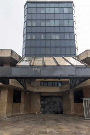 Prédio Comercial com 2941m², Floresta em Porto Alegre