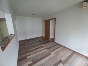 Apartamento com 65m², 2 dormitórios, 1 suíte, 1 vaga, Petrópolis em Porto Alegre
