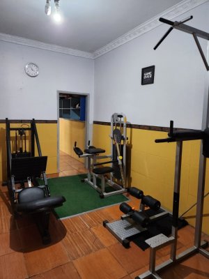 Casa comercial com 254m², 2 vagas, Petrópolis em Porto Alegre