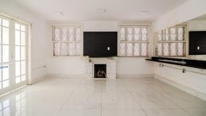 Casa comercial com 250m², 2 vagas, Moinhos De Vento em Porto Alegre