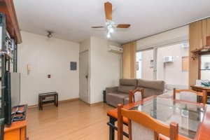 Apartamento com 63m², 2 dormitórios, 1 vaga, Rio Branco em Porto Alegre