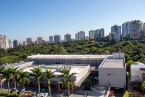 Apartamento com 112m², 3 dormitórios, 1 suíte, 2 vagas, Chácara Das Pedras em Porto Alegre