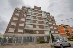 Apartamento com 68m², 2 dormitórios, 1 suíte, 2 vagas, Auxiliadora em Porto Alegre