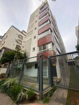Apartamento com 60m², 2 dormitórios, 1 suíte, 2 vagas, Auxiliadora em Porto Alegre