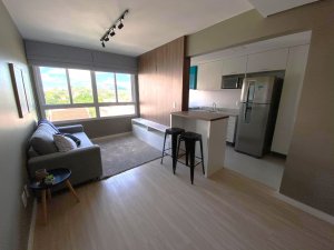 Apartamento com 66m², 2 dormitórios, 1 suíte, 2 vagas, Jardim Do Salso em Porto Alegre