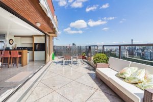 Cobertura com 293m², 3 dormitórios, 3 suítes, 4 vagas, Petrópolis em Porto Alegre