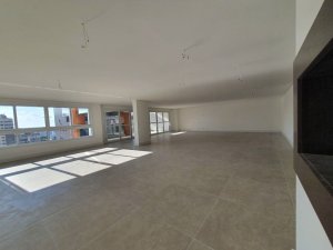 Apartamento com 340m², 4 dormitórios, 4 suítes, 6 vagas, Bela Vista em Porto Alegre