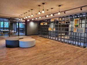 Apartamento com 77m², 2 dormitórios, 1 suíte, 2 vagas, Independência em Porto Alegre