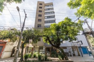 Apartamento com 67m², 2 dormitórios, 2 suítes, 2 vagas, Rio Branco em Porto Alegre