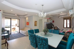 Apartamento com 113m², 3 dormitórios, 1 suíte, 2 vagas, Jardim Lindóia em Porto Alegre