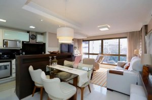 Apartamento com 84m², 2 dormitórios, 2 suítes, 2 vagas, Auxiliadora em Porto Alegre