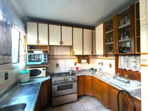 Apartamento com 94m², 3 dormitórios, 1 suíte, 1 vaga, Auxiliadora em Porto Alegre