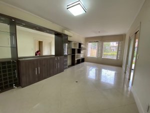 Casa com 265m², 4 dormitórios, 2 suítes, 4 vagas, Chácara Das Pedras em Porto Alegre