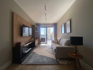 Apartamento com 89m², 3 dormitórios, 1 suíte, 2 vagas, Petrópolis em Porto Alegre