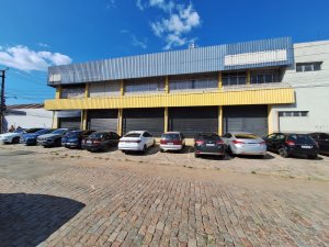 Depósito com 1839m², 15 vagas, Floresta em Porto Alegre