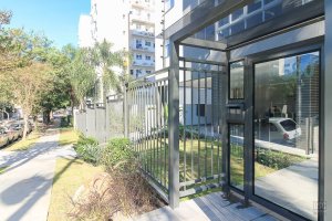 Apartamento com 83m², 2 dormitórios, 1 suíte, 1 vaga, Jardim Botânico em Porto Alegre