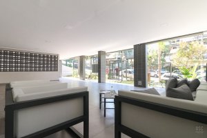 Apartamento com 83m², 2 dormitórios, 1 suíte, 1 vaga, Jardim Botânico em Porto Alegre