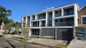 Apartamento com 89m², 2 dormitórios, 2 suítes, 2 vagas, Chácara Das Pedras em Porto Alegre