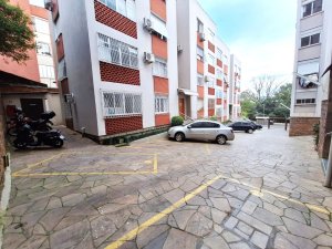 Apartamento com 32m², 1 dormitório, 1 suíte, 1 vaga, Petrópolis em Porto Alegre