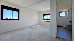 Apartamento com 70m², 2 dormitórios, 1 suíte, 2 vagas, Petrópolis em Porto Alegre