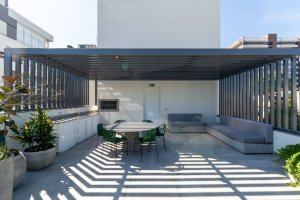 Apartamento Garden com 81m², 2 dormitórios, 2 vagas, Petrópolis em Porto Alegre