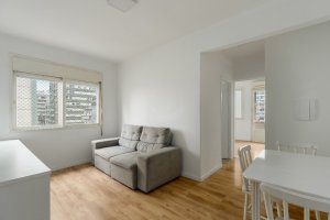 Apartamento com 100m², 2 dormitórios, Centro Histórico em Porto Alegre