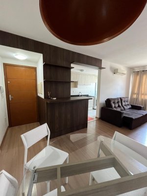 Apartamento com 68m², 2 dormitórios, 1 suíte, 1 vaga, Cristo Redentor em Porto Alegre