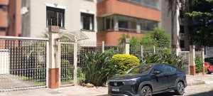 Apartamento com 117m², 3 dormitórios, 1 suíte, 2 vagas, Rio Branco em Porto Alegre