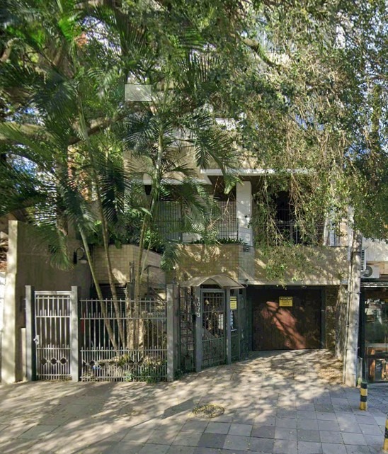 Cobertura com 200m², 2 dormitórios, 2 suítes, 2 vagas, Mont Serrat em Porto Alegre