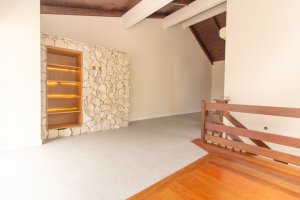 Cobertura com 200m², 2 dormitórios, 2 suítes, 2 vagas, Mont Serrat em Porto Alegre