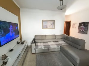 Apartamento com 48m², 2 dormitórios, 2 vagas, Passo Da Areia em Porto Alegre