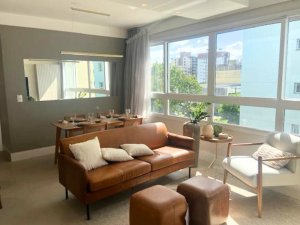 Apartamento com 62m², 2 dormitórios, 1 suíte, 1 vaga, Passo Da Areia em Porto Alegre