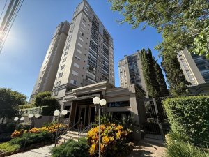 Apartamento com 94m², 2 dormitórios, 1 suíte, 2 vagas, Jardim Europa em Porto Alegre