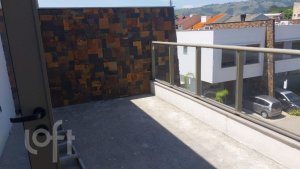 Casa em Condomínio com 180m², 3 dormitórios, 1 suíte, 2 vagas, Jardim Itu em Porto Alegre