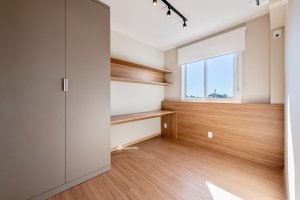 Apartamento com 56m², 2 dormitórios, 1 suíte, 1 vaga, Cristo Redentor em Porto Alegre