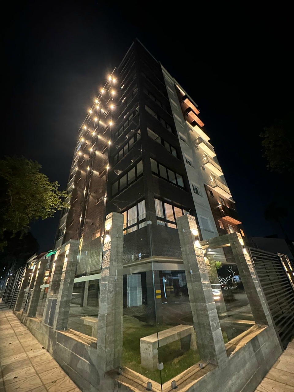 Apartamento com 100m², 3 dormitórios, 2 suítes, 2 vagas, Higienópolis em Porto Alegre