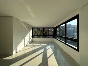 Apartamento com 100m², 3 dormitórios, 2 suítes, 2 vagas, Higienópolis em Porto Alegre