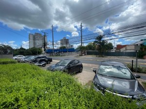 Loja com 210m², 3 vagas, Cristo Redentor em Porto Alegre