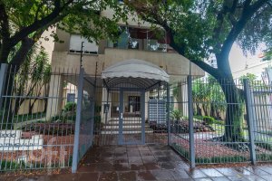 Apartamento com 101m², 2 dormitórios, 1 suíte, 1 vaga, Rio Branco em Porto Alegre