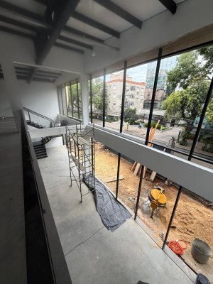Loja com 480m², Auxiliadora em Porto Alegre