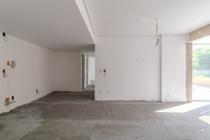 Apartamento com 100m², 2 dormitórios, 1 suíte, 2 vagas, Passo Da Areia em Porto Alegre