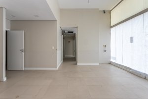 Loja com 87m², Praia De Belas em Porto Alegre