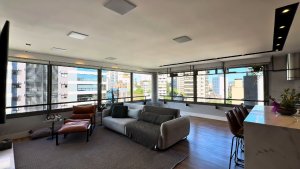 Apartamento com 138m², 3 dormitórios, 2 suítes, 3 vagas, Petrópolis em Porto Alegre