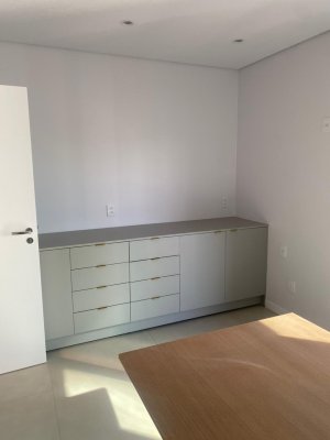 Salas/Conjuntos com 45m², Auxiliadora em Porto Alegre