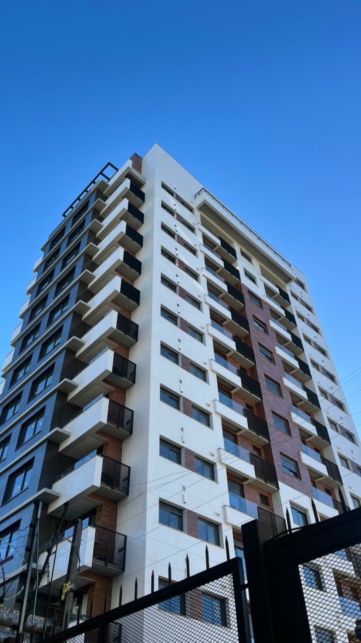 Apartamento com 88m², 2 dormitórios, 2 suítes, 1 vaga, Petrópolis em Porto Alegre