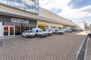 Loja com 393m², Jardim Botânico em Porto Alegre